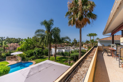 6 Bedroom Detached Villa in Marbesa - Image 5