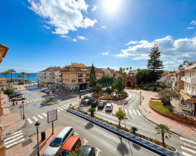 4 Bedroom Middle Floor Apartment in San Luis de Sabinillas - Image 3