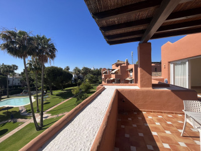 3 Bedroom Middle Floor Apartment in Estepona - Image 1
