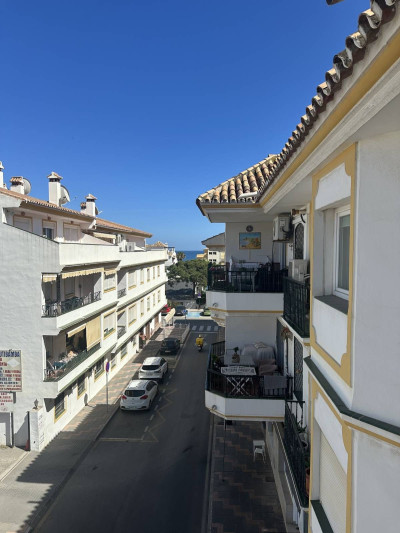 3 Bedroom Top Floor Apartment in La Cala de Mijas - Image 2