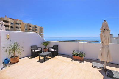 2 Bedroom Penthouse in Estepona