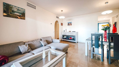 2 Bedroom Ground Floor Apartment in La Duquesa - Image 4