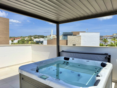 3 Bedroom Penthouse in Cabopino - Image 3