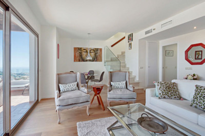 2 Bedroom Penthouse Duplex in La Cala de Mijas - Image 4