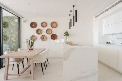 3 Bedroom Penthouse Duplex in Nueva Andalucía - Image 4
