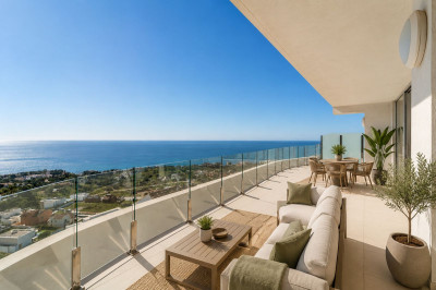4 Bedroom Penthouse Duplex in Benalmadena Pueblo - Image 1