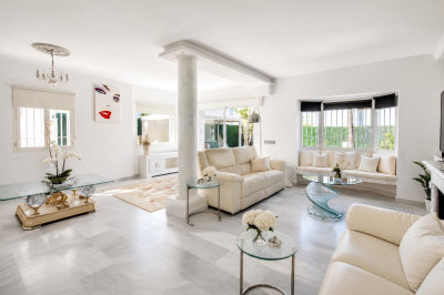 4 Bedroom Detached Villa in Atalaya - Image 5