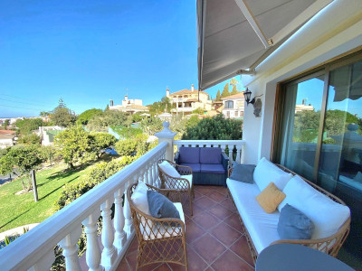 7 Bedroom Detached Villa in Marbella - Image 5