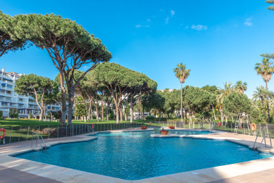 3 Bedroom Middle Floor Apartment in Puerto Banús - Image 4