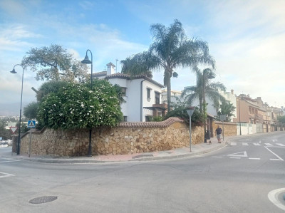 5 Bedroom Detached Villa in Mijas - Image 3
