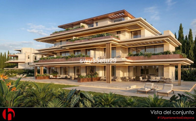 7 Bedroom Residential Plot in Estepona - Image 1