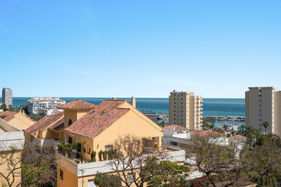 3 Bedroom Penthouse Duplex in Estepona