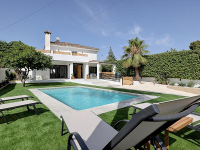 6 Bedroom Detached Villa in Marbella - Image 1