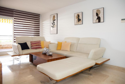 2 Bedroom Middle Floor Apartment in Guadalmina Alta - Image 3