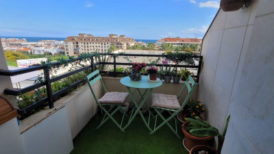3 Bedroom Middle Floor Apartment in Manilva - Image 1