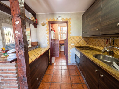 2 Bedroom Middle Floor Apartment in Riviera del Sol - Image 4