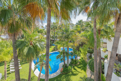 2 Bedroom Middle Floor Apartment in Nueva Andalucía