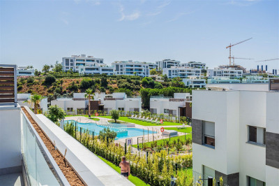 3 Bedroom Penthouse Duplex in Santa Clara - Image 2