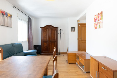 2 Bedroom Penthouse in Benahavís - Image 2