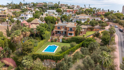 6 Bedroom Detached Villa in Benalmadena Costa - Image 1