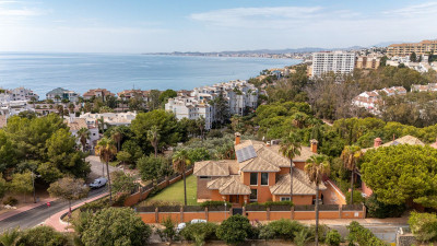 6 Bedroom Detached Villa in Benalmadena Costa - Image 4