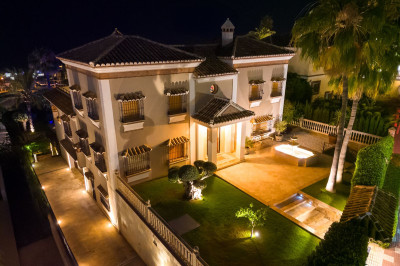5 Bedroom Detached Villa in La Cala de Mijas - Image 1