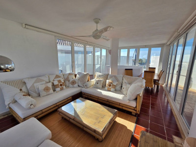 2 Bedroom Penthouse Duplex in Puerto Banús - Image 3