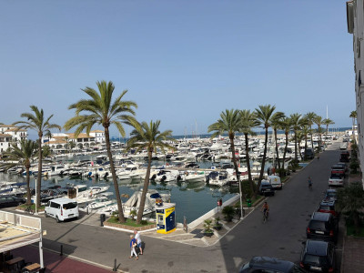 1 Bedroom Middle Floor Apartment in San Luis de Sabinillas
