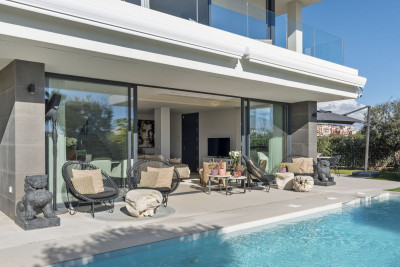 3 Bedroom Detached Villa in Manilva - Image 4