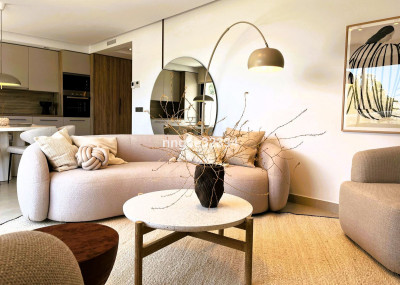 3 Bedroom Penthouse in Benahavís - Image 1