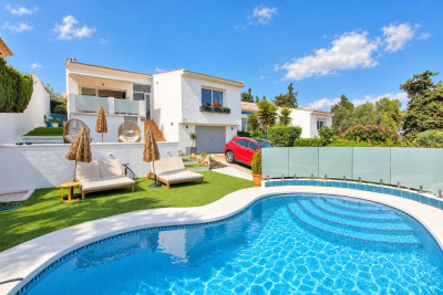 2 Bedroom Detached Villa in El Chaparral - Image 1