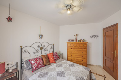 2 Bedroom Ground Floor Apartment in Marbella - Image 4