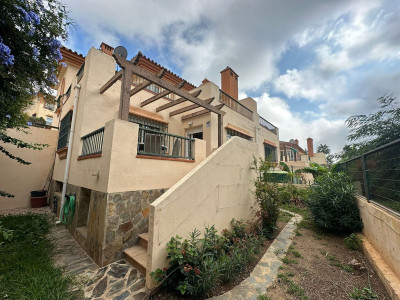3 Bedroom Semi-Detached House in Miraflores - Image 3