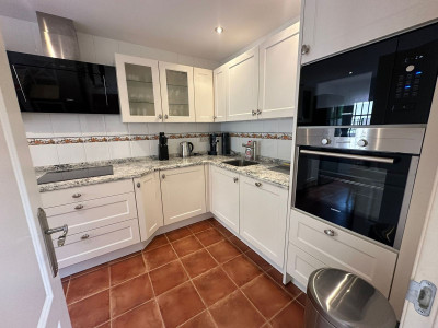 3 Bedroom Semi-Detached House in Miraflores - Image 5