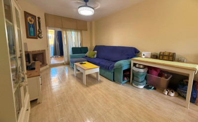 2 Bedroom Middle Floor Apartment in Calahonda - Image 5