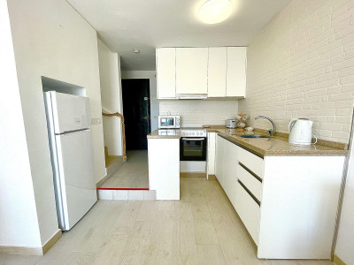 1 Bedroom Duplex in Calahonda - Image 4