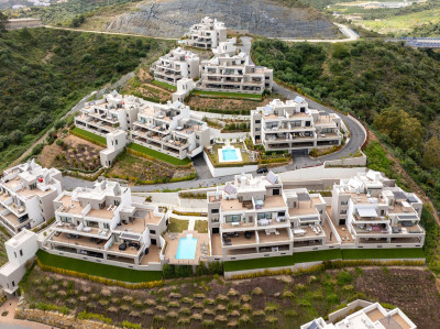 2 Bedroom Middle Floor Apartment in Nueva Andalucía