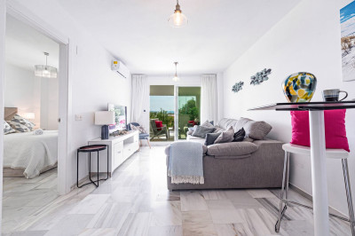 3 Bedroom Ground Floor Apartment in Casares Playa - Image 4
