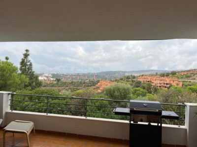 3 Bedroom Middle Floor Apartment in Doña Julia - Image 1