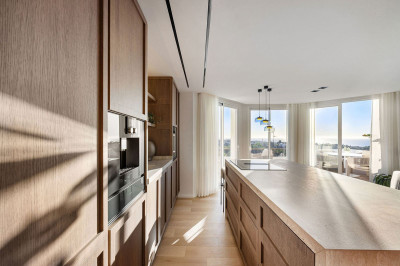 3 Bedroom Penthouse Duplex in The Golden Mile - Image 2