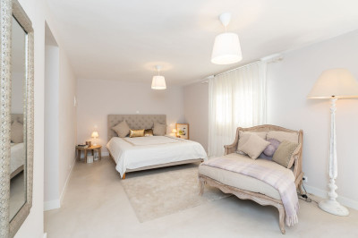 5 Bedroom Detached Villa in San Pedro de Alcántara - Image 5