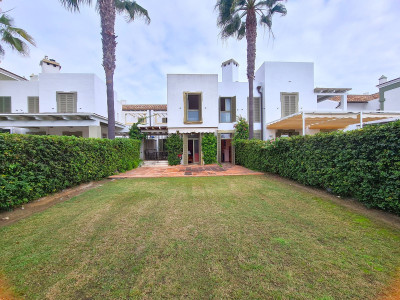 3 Bedroom Semi-Detached House in Sotogrande