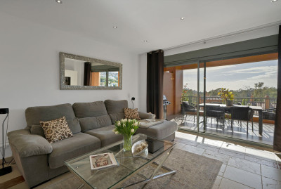 2 Bedroom Middle Floor Apartment in Atalaya - Image 3