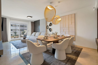 2 Bedroom Middle Floor Apartment in Marbella - Image 2