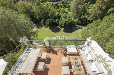 4 Bedroom Semi-Detached House in La Quinta - Image 2