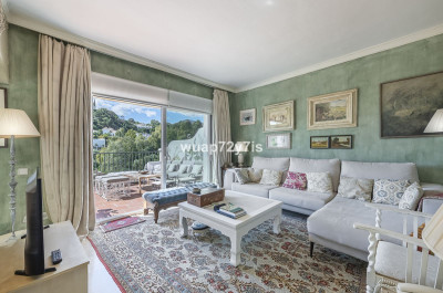 4 Bedroom Semi-Detached House in La Quinta - Image 3