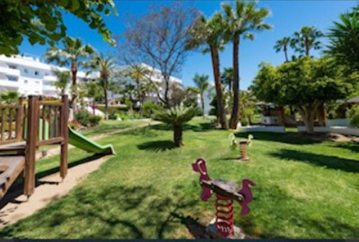 2 Bedroom Ground Floor Apartment in The Golden Mile