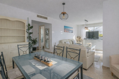 2 Bedroom Penthouse in La Alcaidesa - Image 3