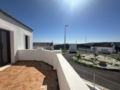 2 Bedroom Townhouse in Doña Julia