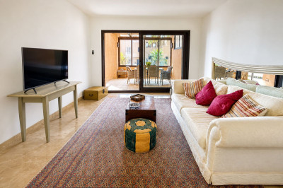 2 Bedroom Ground Floor Apartment in Manilva - Image 3